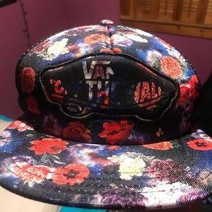 Vans Snapback Flower Pattern hat
